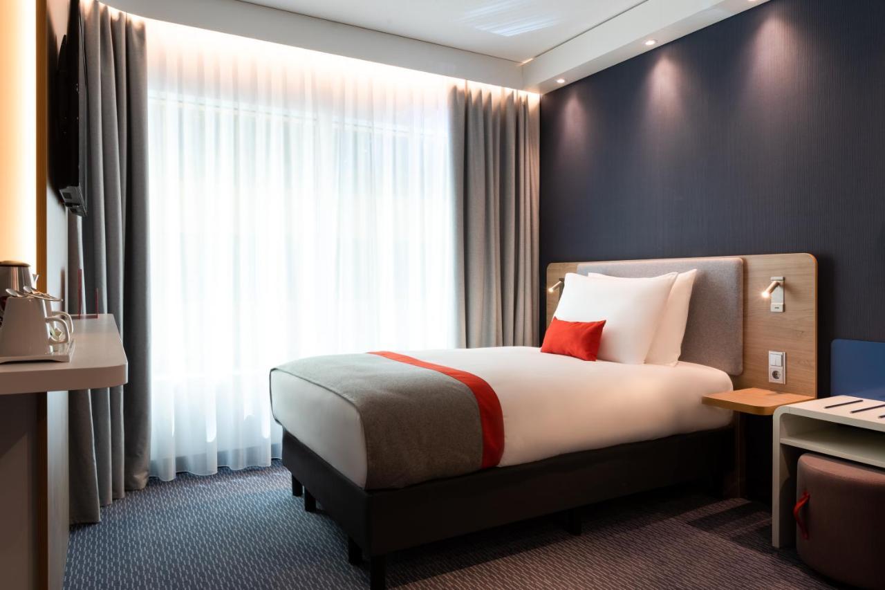 Holiday Inn Express - Almere By Ihg Exterior photo