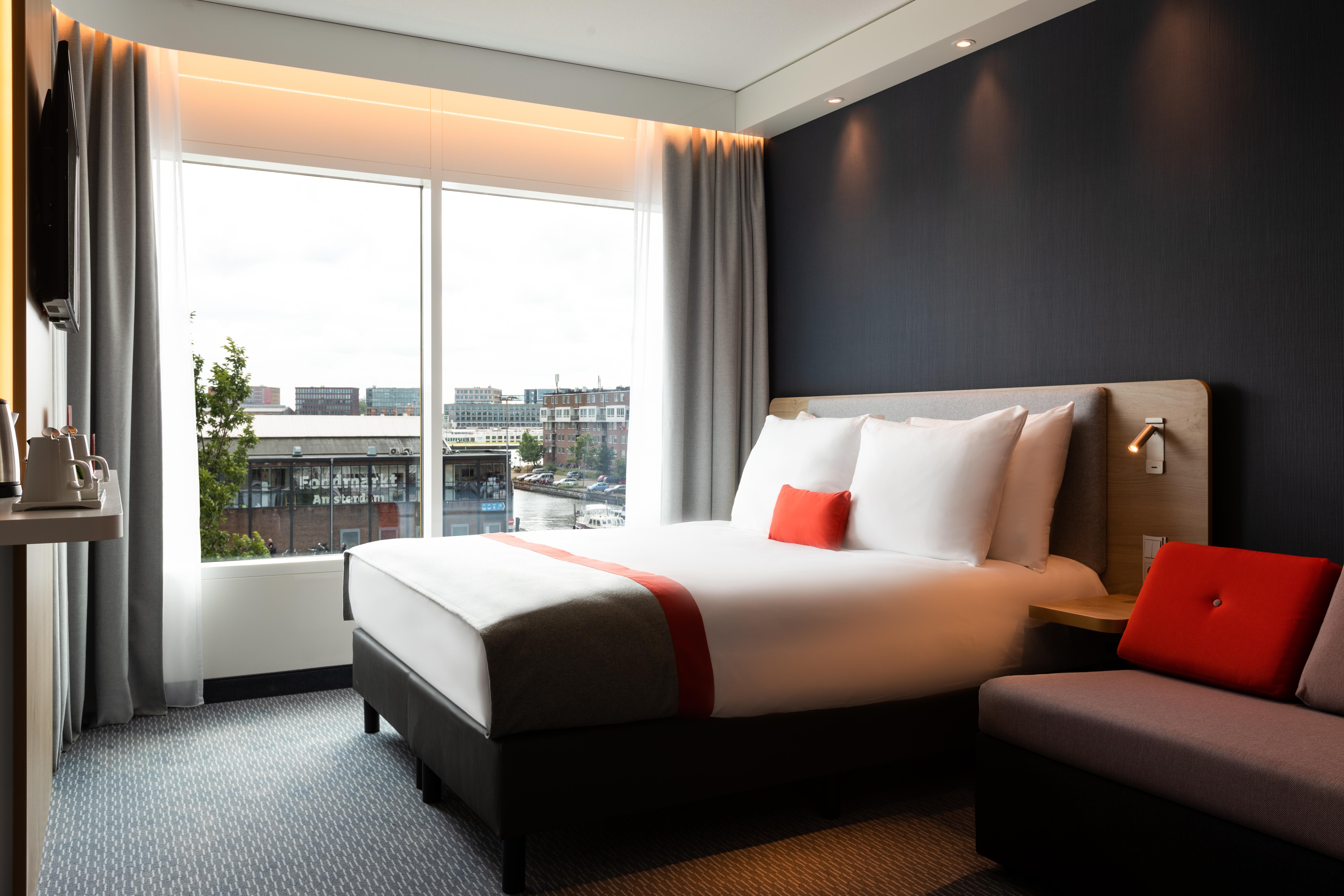 Holiday Inn Express - Almere By Ihg Exterior photo